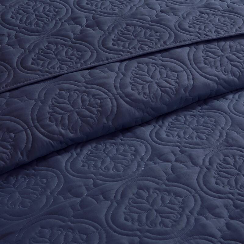 510 Design Hayley Oversized Solid Texture 3 Piece Reversible Bedspread Set