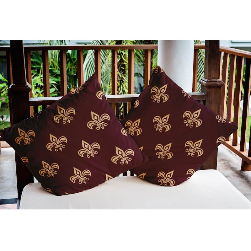 Fleur de Lis Indoor/Outdoor Throw Pillow