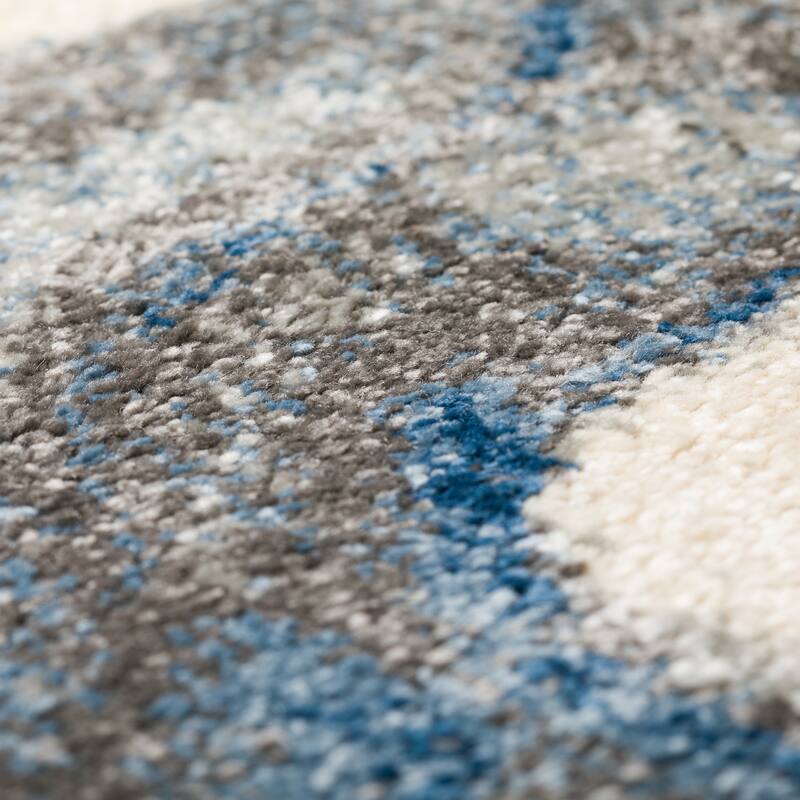 Addison Barkley Dynamic Grey Geode 1'8" x 2'6" Accent Rug