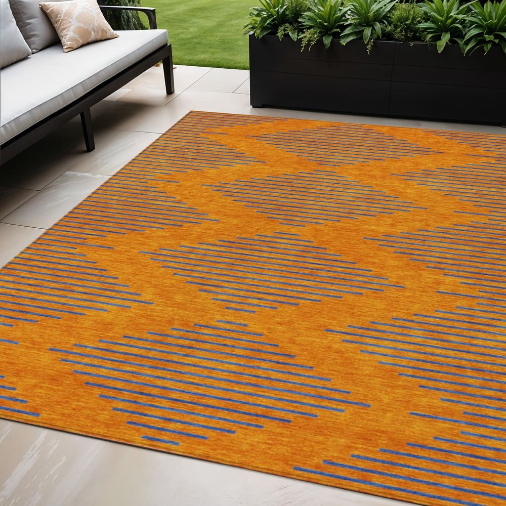 HomeRoots Geometric Transitional Rectangle Outdoor Rug