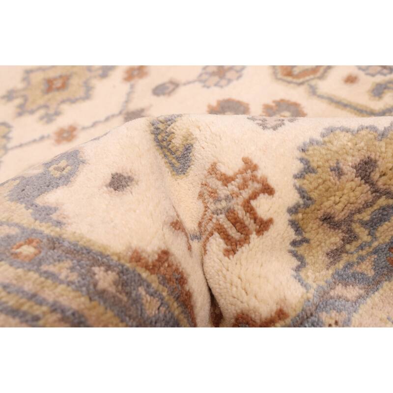 ECARPETGALLERY Hand-knotted Royal Oushak Ivory Wool Rug - 4'1 x 5'11