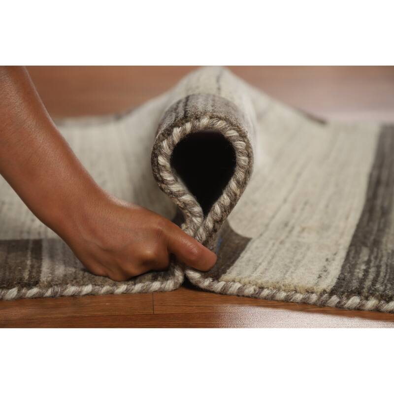 Gabbeh Indian Rug Handmade Tribal Beige Foyer Wool Carpet - 3'1" x 3'11"