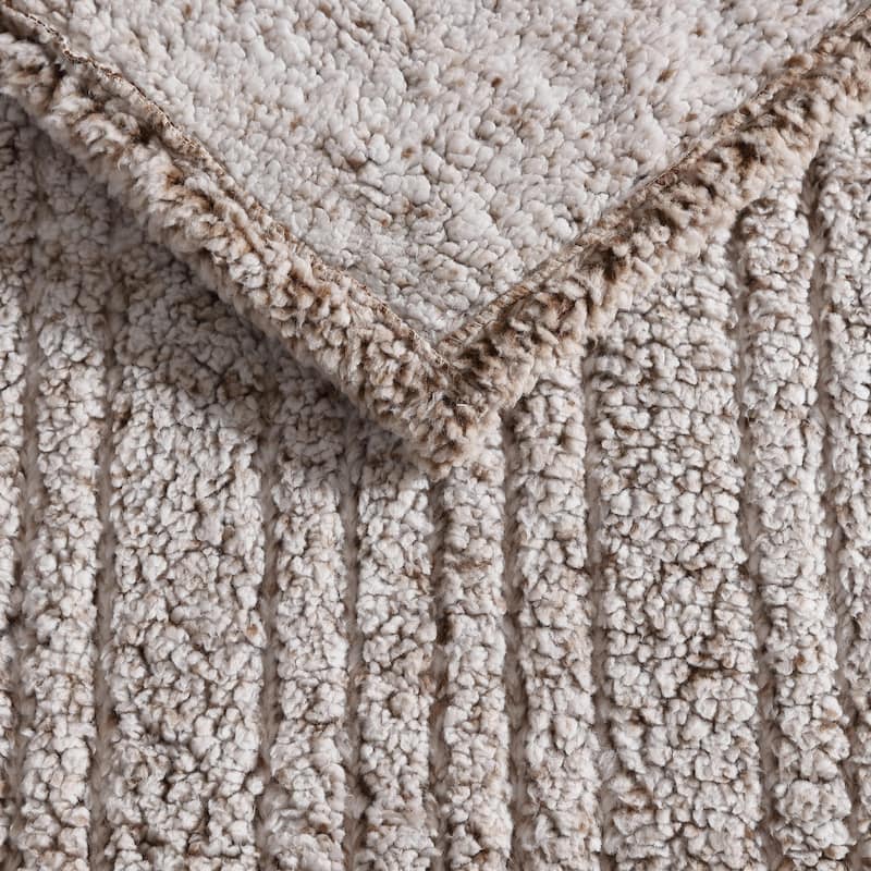 Eddie Bauer Plush Reversible Heated Blanket