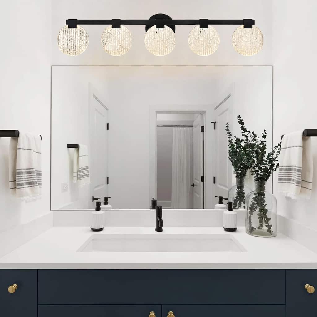 Modern 5-Light Black Vanity Light