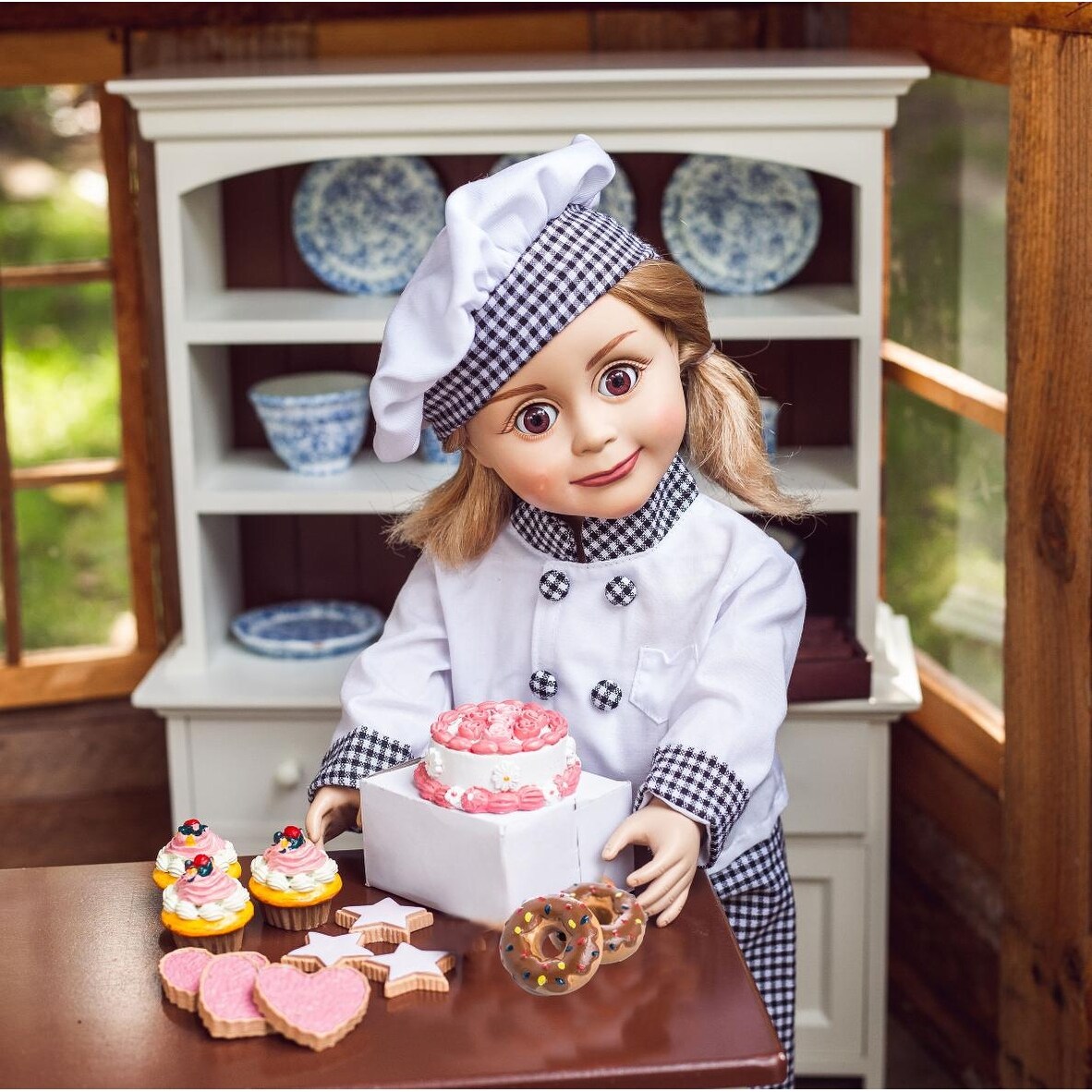 cupcake doll set