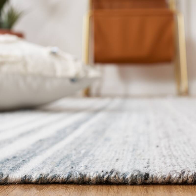 SAFAVIEH Handmade Kilim Mansoura Transitional Rug