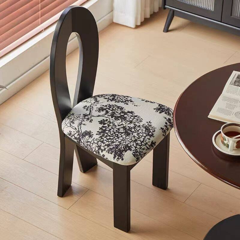 Fin Chair