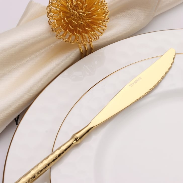 20 Pc Flatware Set with Hammered Handles