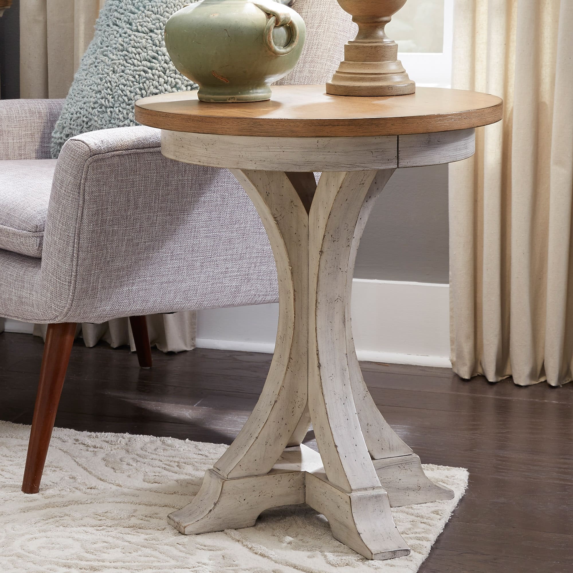 Round farmhouse cheap accent table