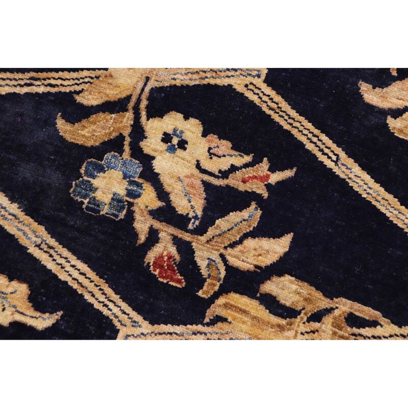 Hexagonal Trellis Floral Hand-Knotted Wool Area Rug