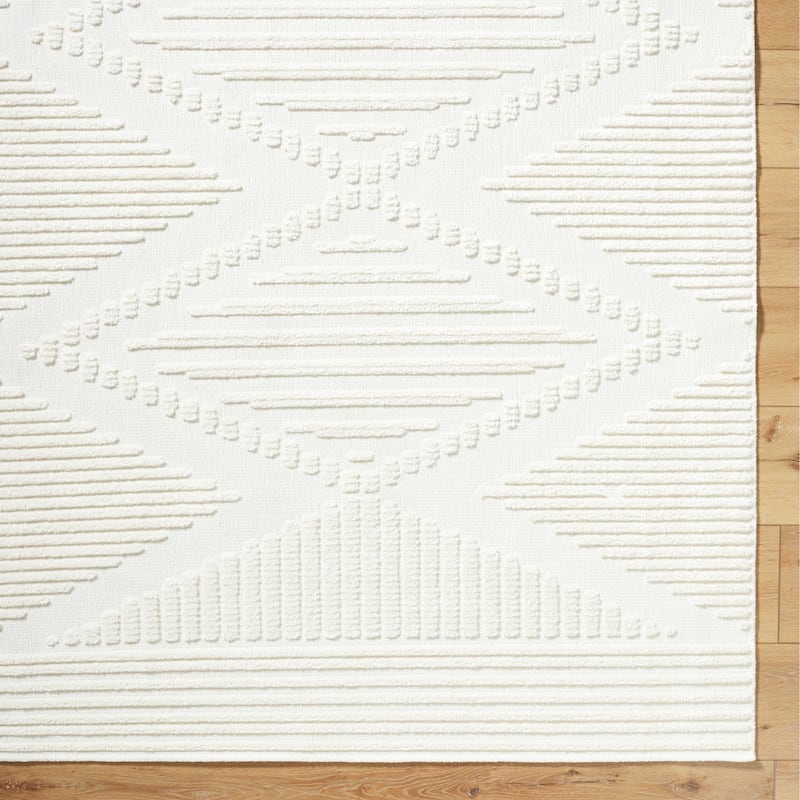 Livabliss Bohemian & Eclectic Lyna Diamond Washable Area Rug