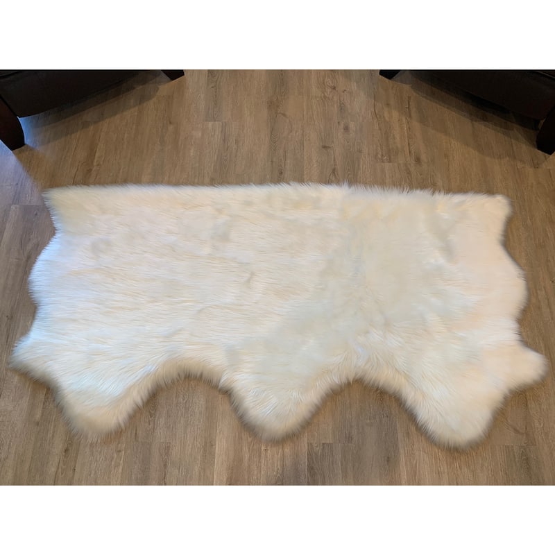 Highland Select Natural Long Wool Sheepskin 3 Pelt Shag Rug - 3' x 4'6"