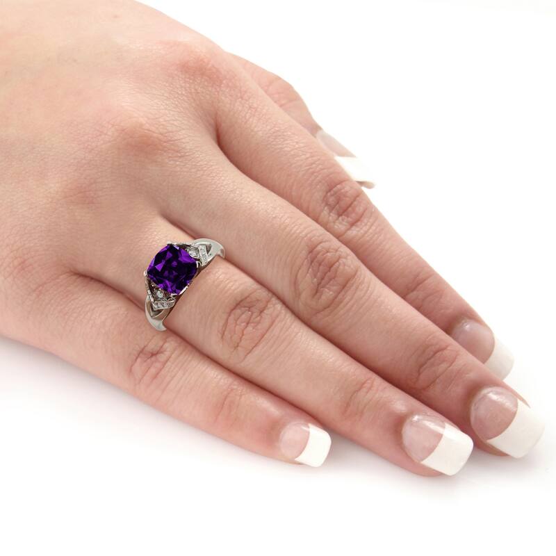 Auriya Modern 1 1/2ct Cushion-cut Purple Amethyst and Diamond Engagement Ring 1/6ctw 14k Gold