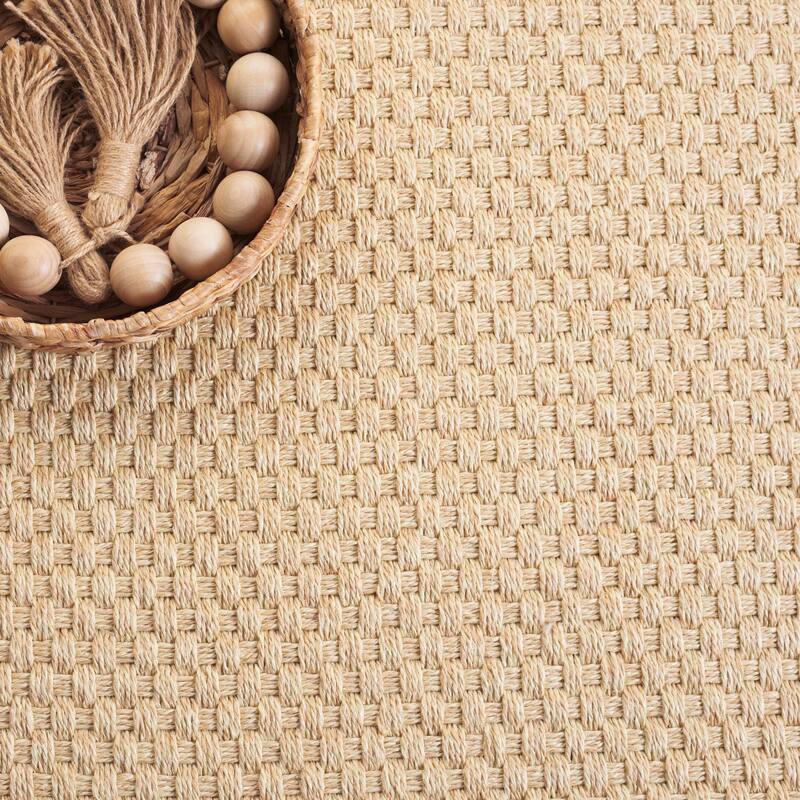 SAFAVIEH Napa Faux Sisal Meret Washable Indoor/Outdoor Rug - Weather Resistant & Easy Cleaning