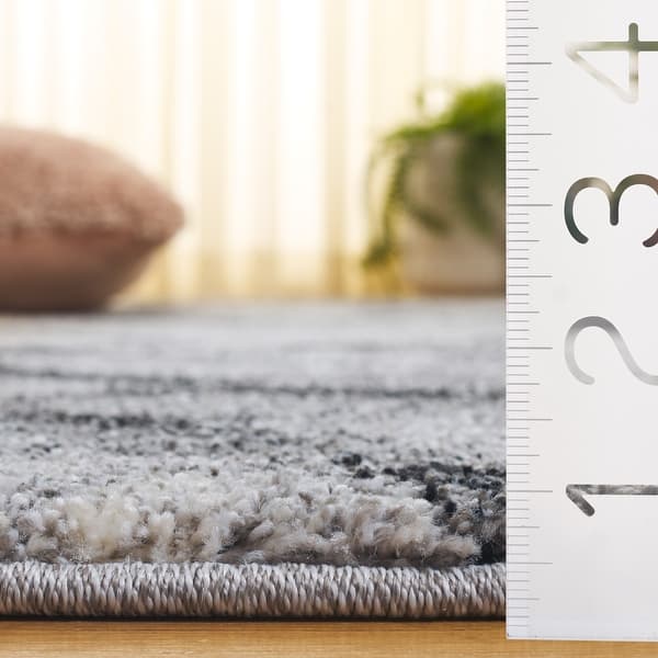 SAFAVIEH Retro Medina Modern Abstract Distressed Rug