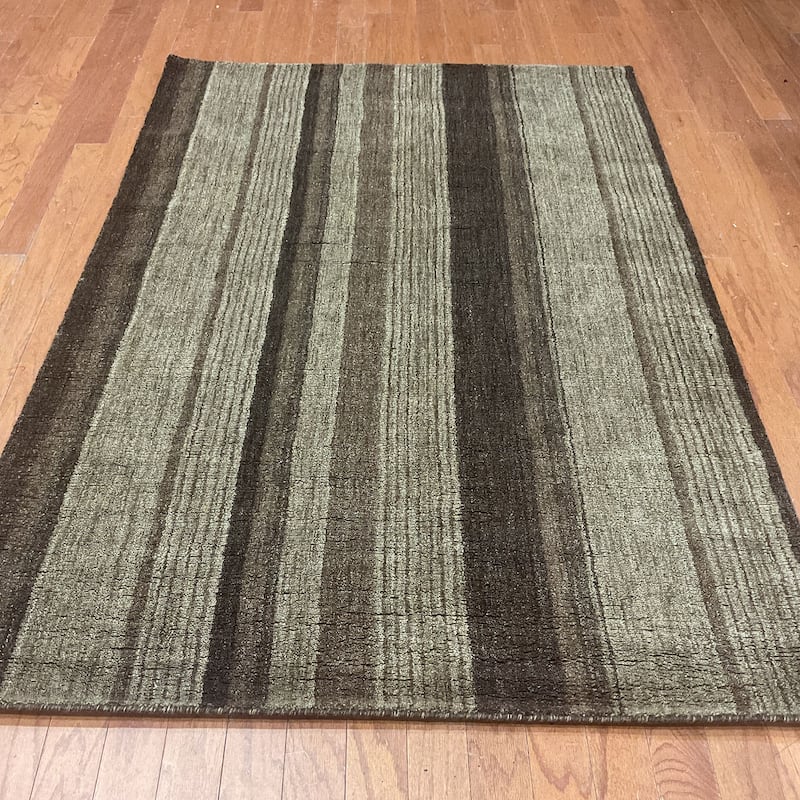 HERAT ORIENTAL 4' x 6' Handmade Vertical Stripe Tibetan Wool Rug - 4' x 6' - Brown/Taupe