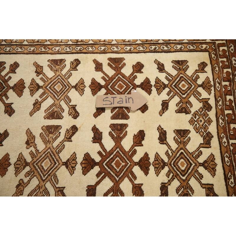 Hand Knotted Oriental 100% Wool Carpet Traditional Geometric Beige & Ivories Balouch Runner Rug - 6' 8'' X 3' 4''