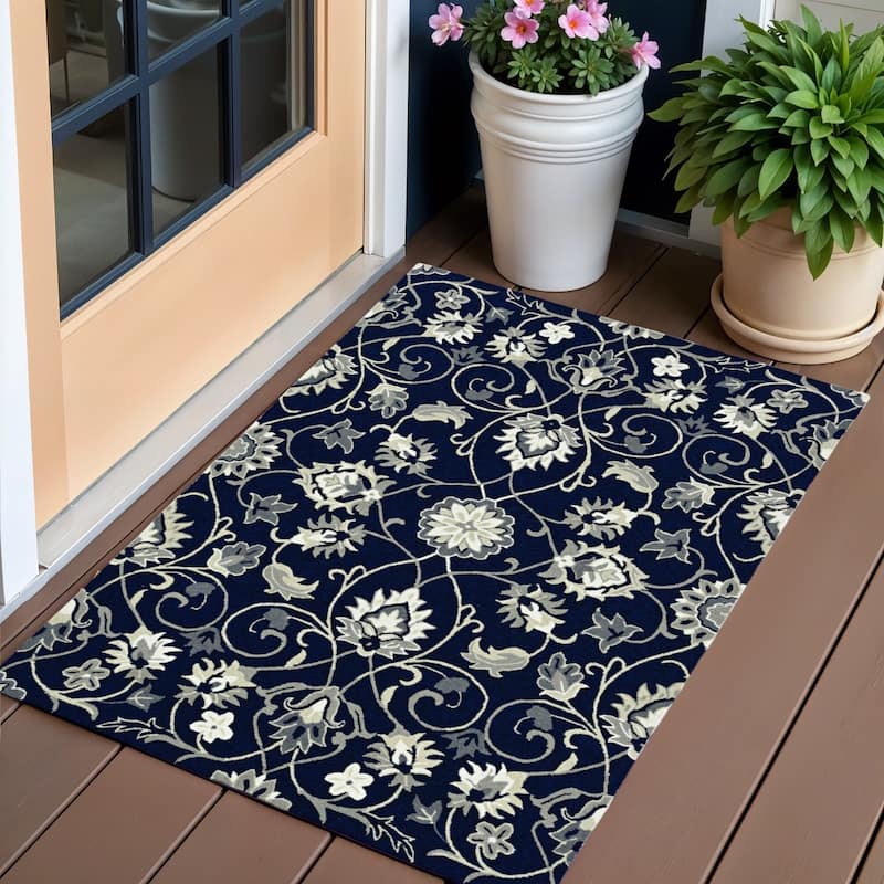 Alvan Graceful Floral Weather Resistant Classic Elegance Hand-Woven Outdoor Rug - 3' x 5' - Multi