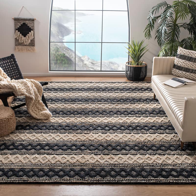 SAFAVIEH Handmade Natural Fiber Lilyana Stripe Jute Rug - 8' x 10' - Black/Ivory