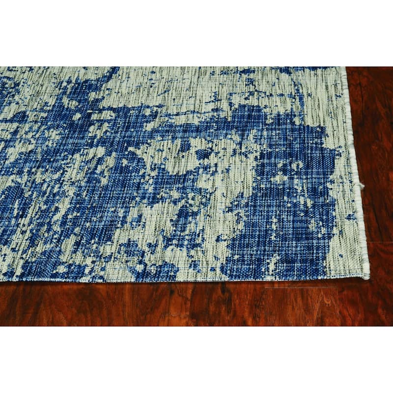 HomeRoots Abstract Contemporary Rectangle Outdoor Rug