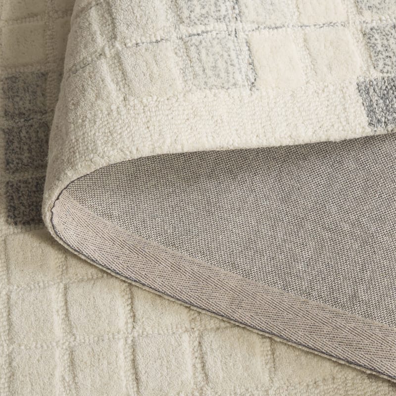 SAFAVIEH Handmade Ebony Rolande Wool Rug