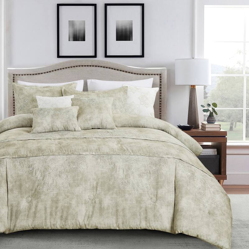 Hiroya Luxury 7 Piece Comforter