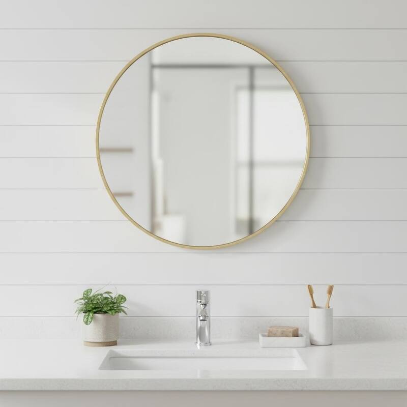 HomeRoots 24" Gold Metal Round Framed Bathroom Vanity Mirror - 24.00 in. x 24.00 in. x 1.30 in. - 24.00 in. x 24.00 in. x 1.30 in.