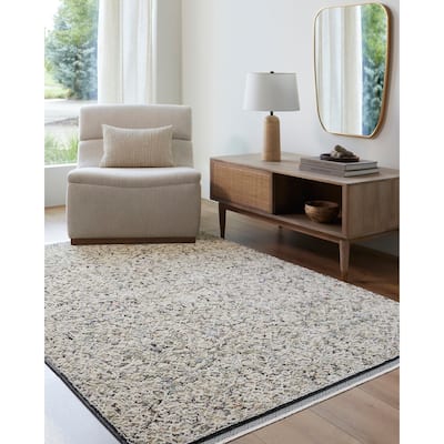 Livabliss Rivaldo Traditional Oriental Damask Area Rug