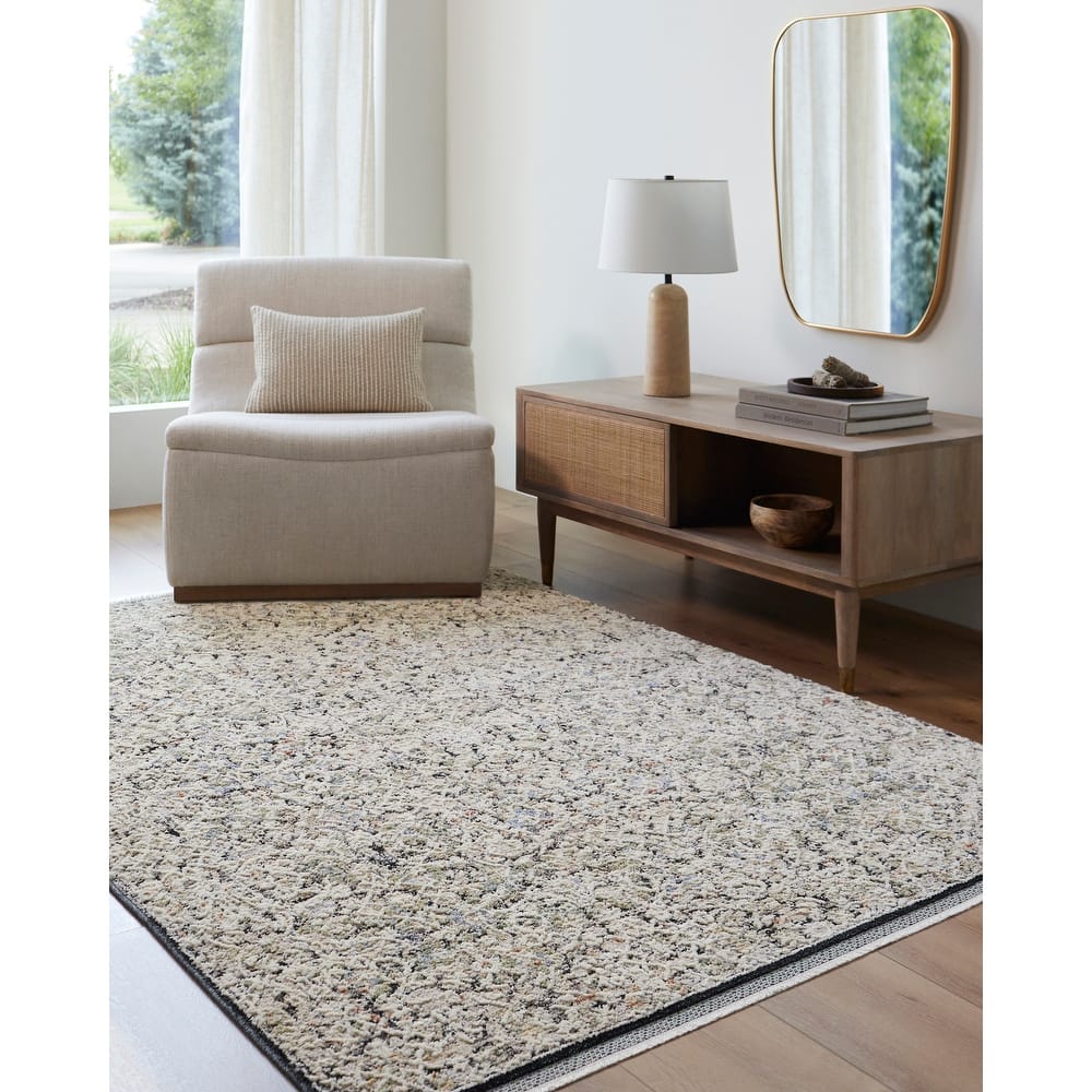 Livabliss Rivaldo Traditional Oriental Damask Area Rug