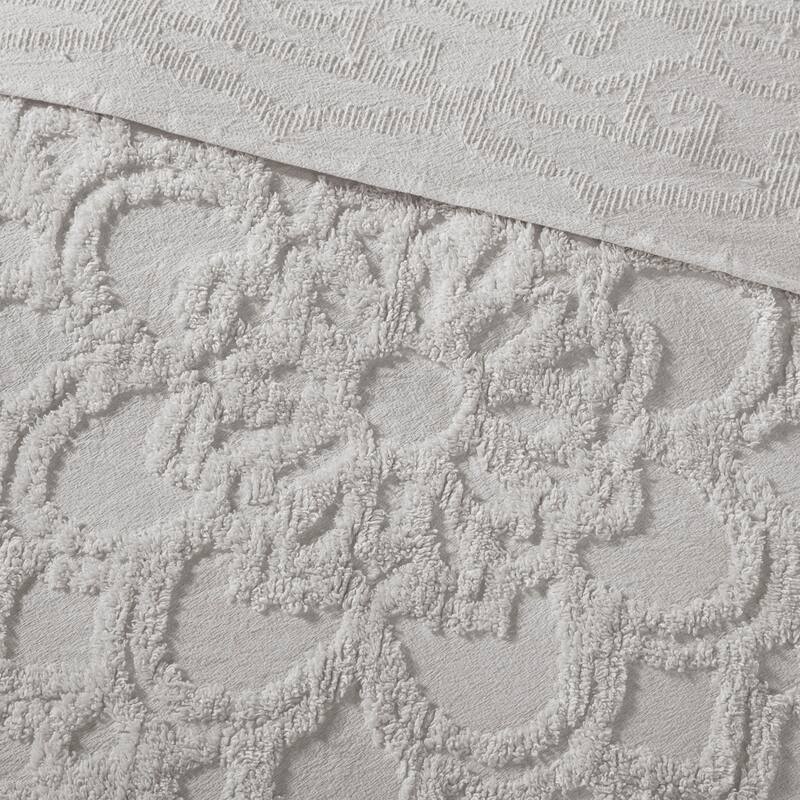 Madison Park Virginia Cotton Chenille Medallion Fringe Coverlet Set