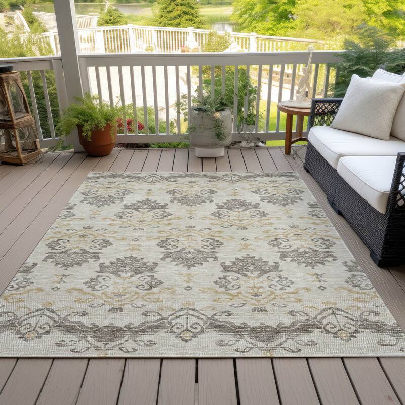 Machine Washable Indoor/ Outdoor Chantille Damask Medallion Rug - Beige - 8' x 10'