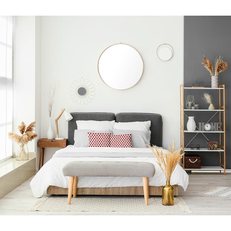 Simple Tulip Design Decorative Indoor Pillow