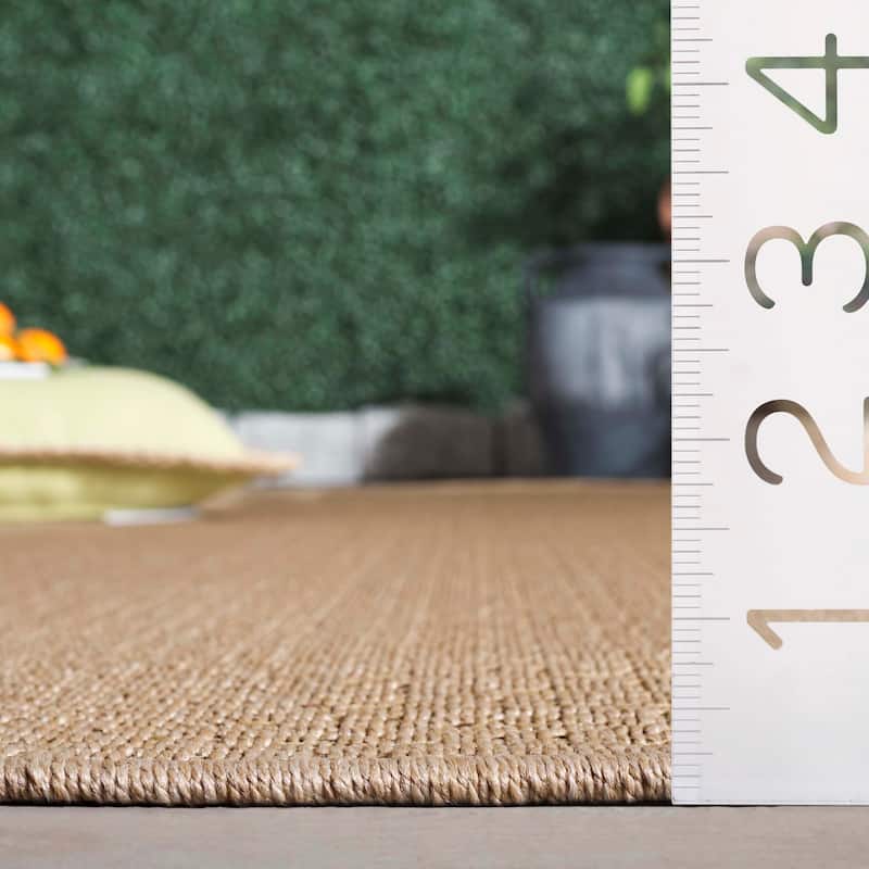 SAFAVIEH Atrium Annalis Stavrula Casual Rug