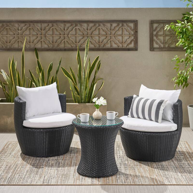Comfortable 3-Piece Outdoor Chat Set for Relaxing and Socializing