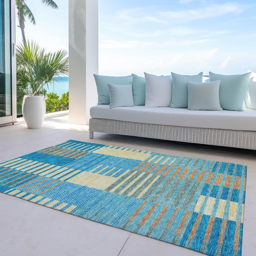 Machine Washable Indoor/ Outdoor Modern Stripes Chantille Rug