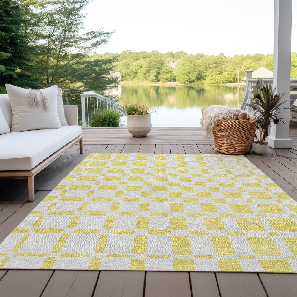 Machine Washable Indoor/ Outdoor Chantille Geo Contemporary Rug