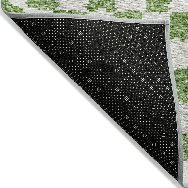 HomeRoots Geometric Transitional Rectangle Outdoor Rug