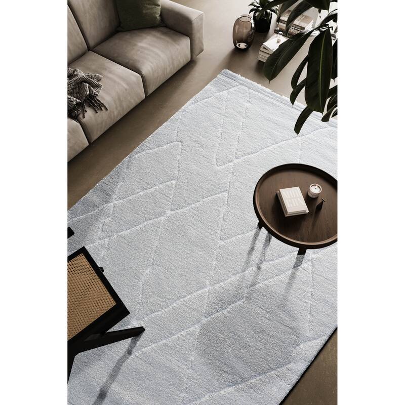 Nina Madison Ivory Recycled Polyester Area Rug - 6' x 9'