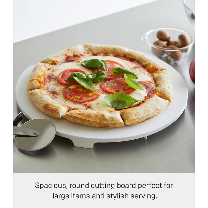 Yamazaki Home Round Magnetic Cutting Board, Polypropylene - L 11.02 x W 11.81 x H 0.79 inches
