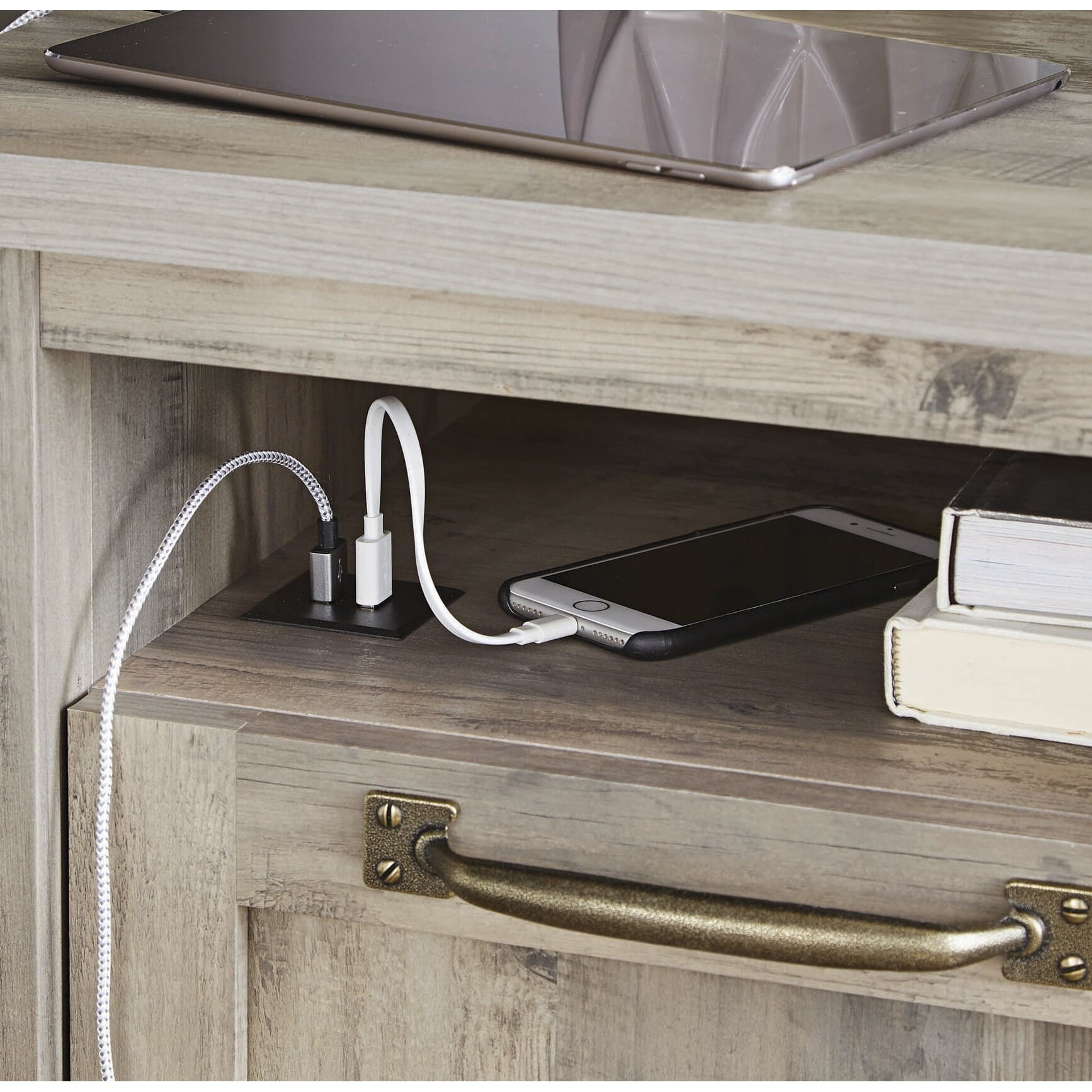 Better homes and gardens modern farmhouse accent 2025 table