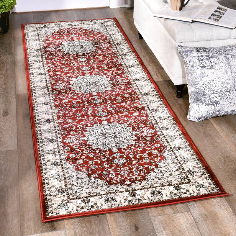 Vaso Collection Red/Cream Traditional Polypropylene Area Rug