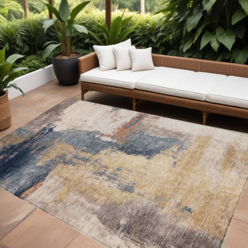 HomeRoots Abstract Transitional Rectangle Outdoor Rug - 8' X 10'