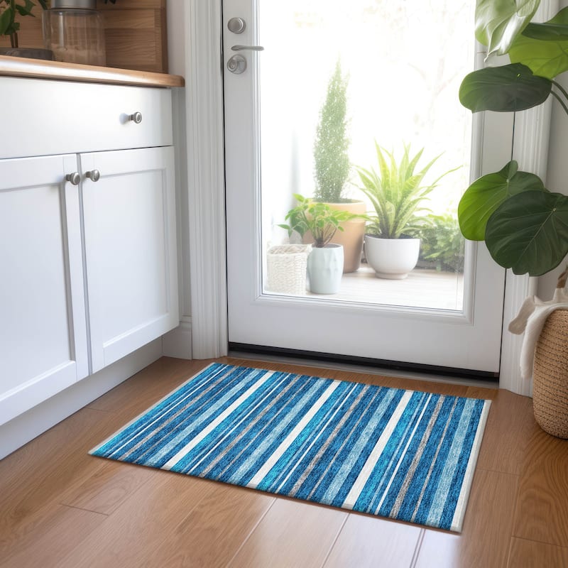 Machine Washable Indoor/ Outdoor Chantille Contemporary Stripes Rug
