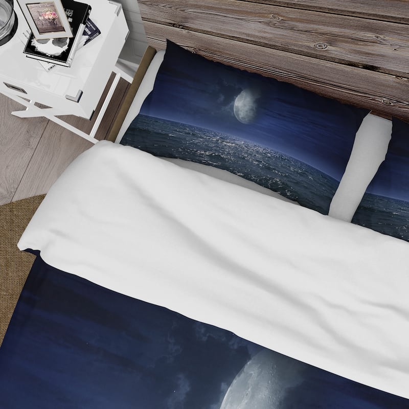 Designart 'Full Moon Over Dark Ocean At Night' Nautical & Coastal Duvet Cover Set