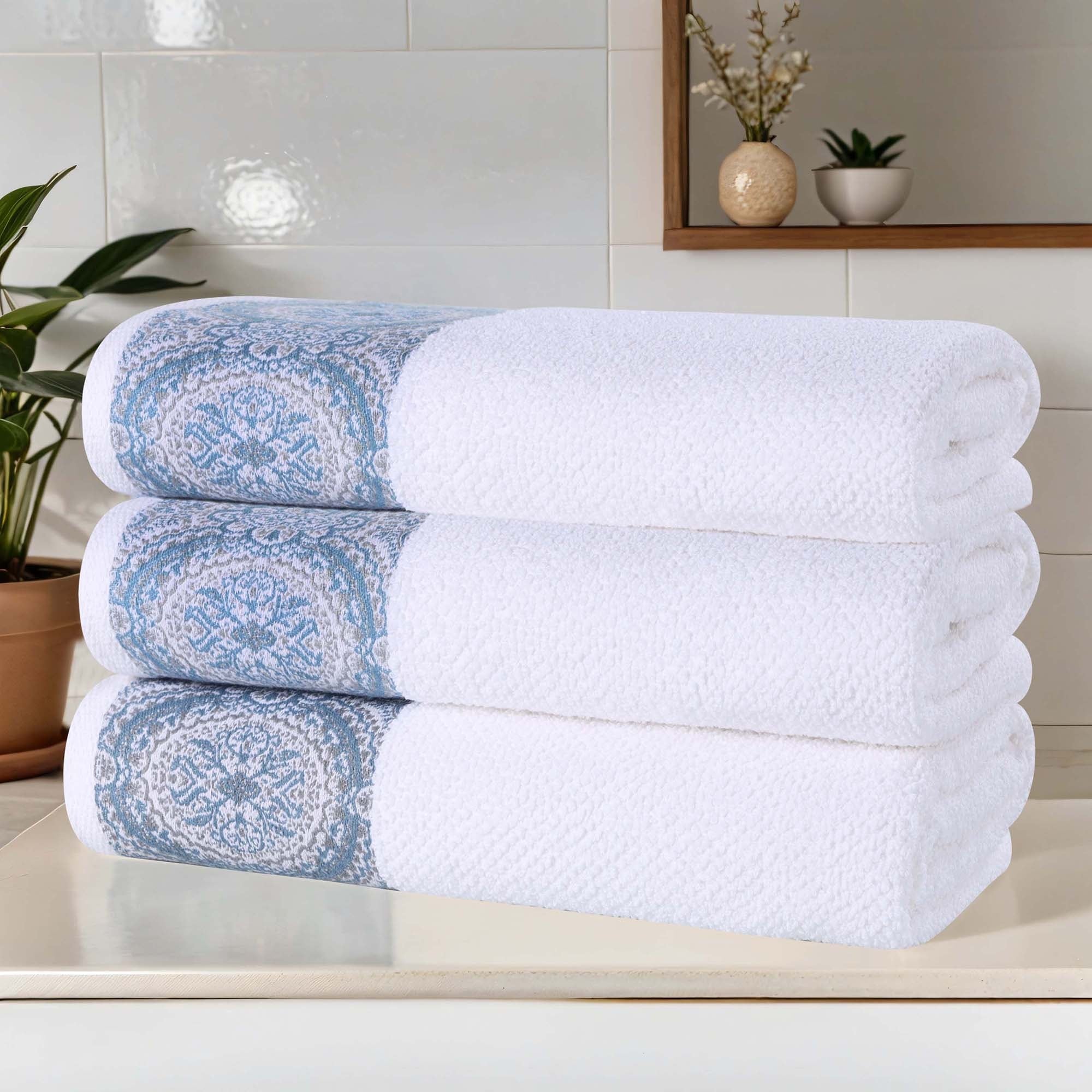 Superior Medallion Cotton Jacquard Textured Soft Bath Towel Set of 3