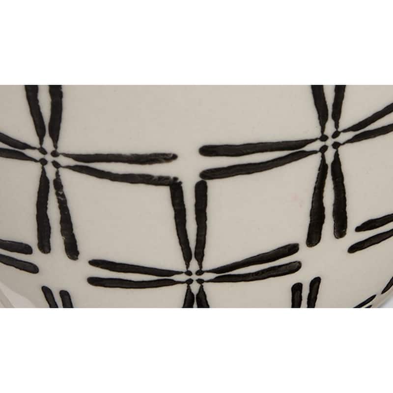 Hashi Black Graphic Print on Cream Beige Background Stoneware Coffee Tea Hot Coco Mug, 16 oz.