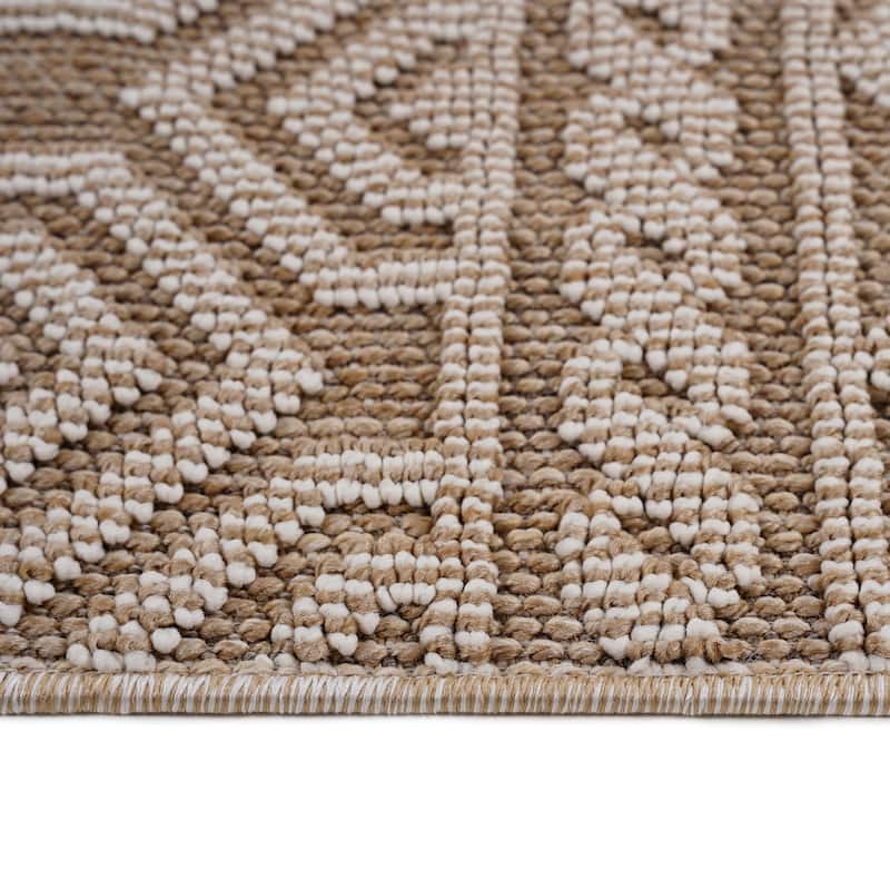Guros Collection Mocha / Geometric Indoor / Outdoor Non-Shedding Area Rug