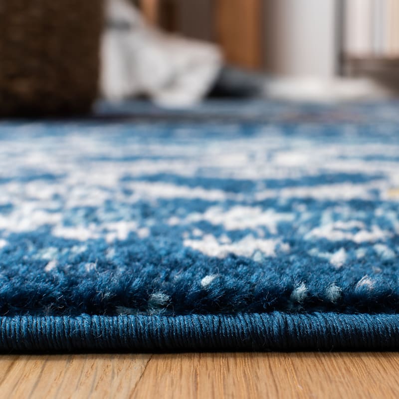 SAFAVIEH Amsterdam Bridget Moroccan Boho Rug
