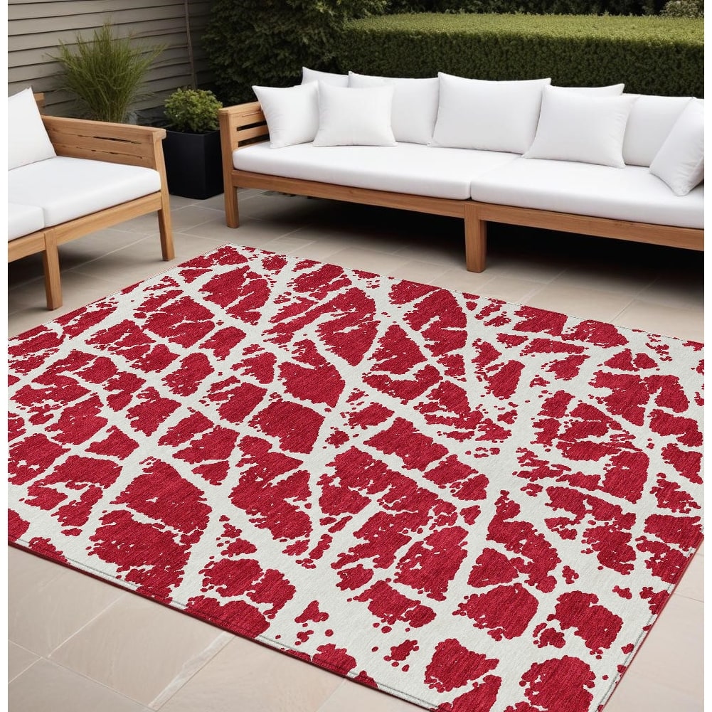 Mari Modern Art-Inspired Weather Resistant Blended Style Outdoor Rug