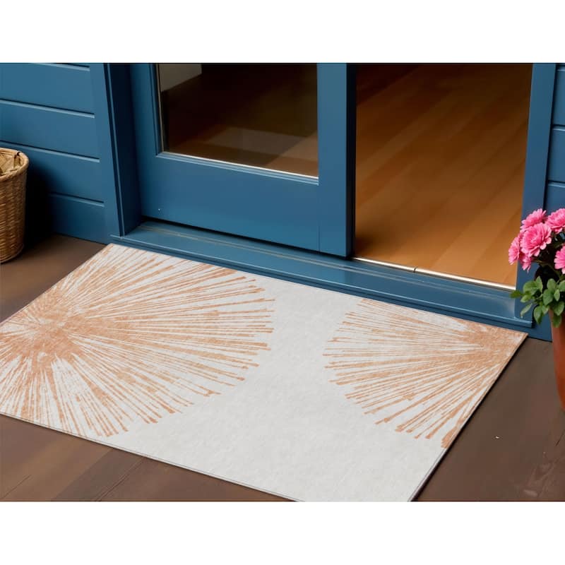 HomeRoots Abstract Transitional Rectangle Outdoor Rug - 3' x 5' - 3' x 5'